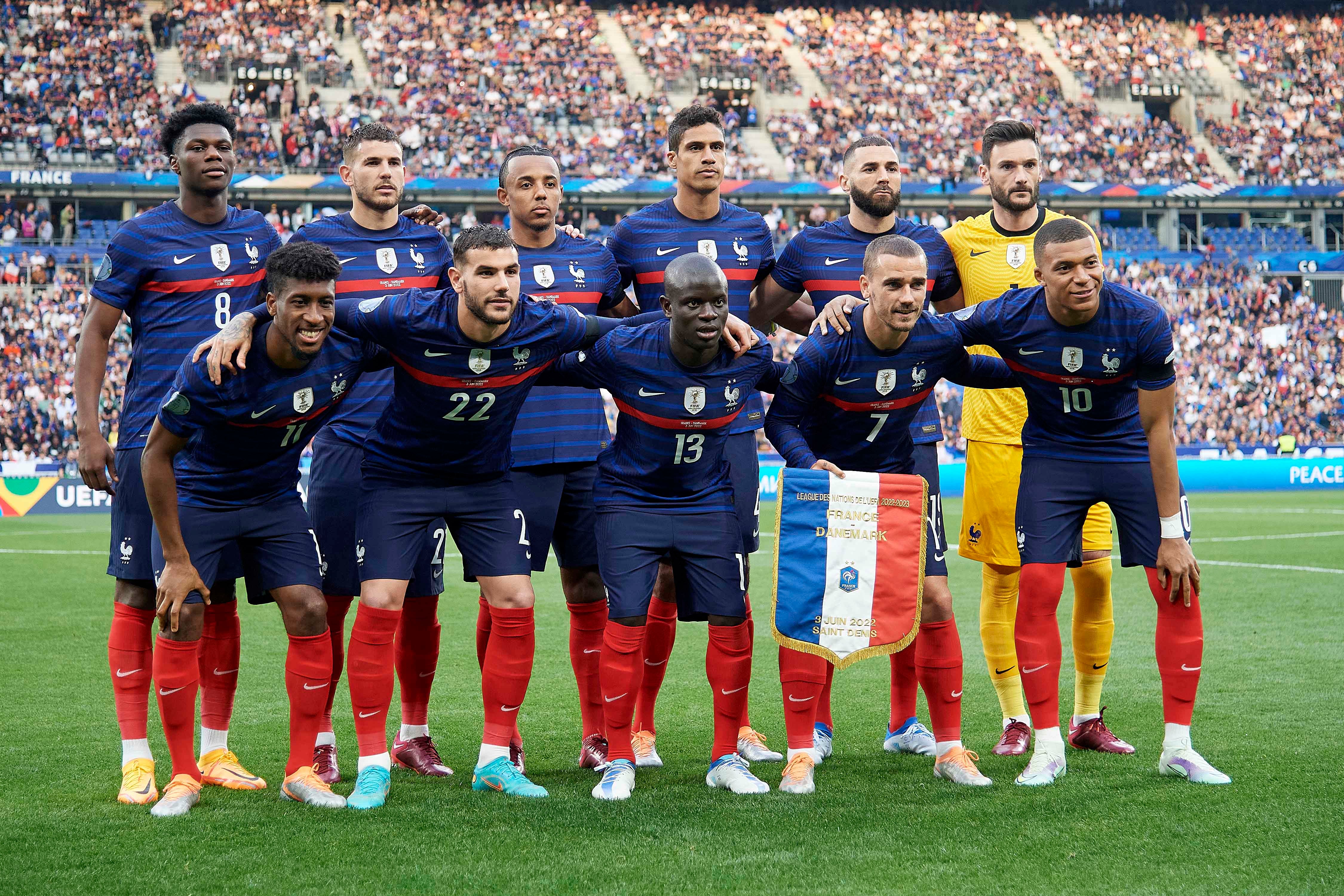 Soccer team poses for a photo