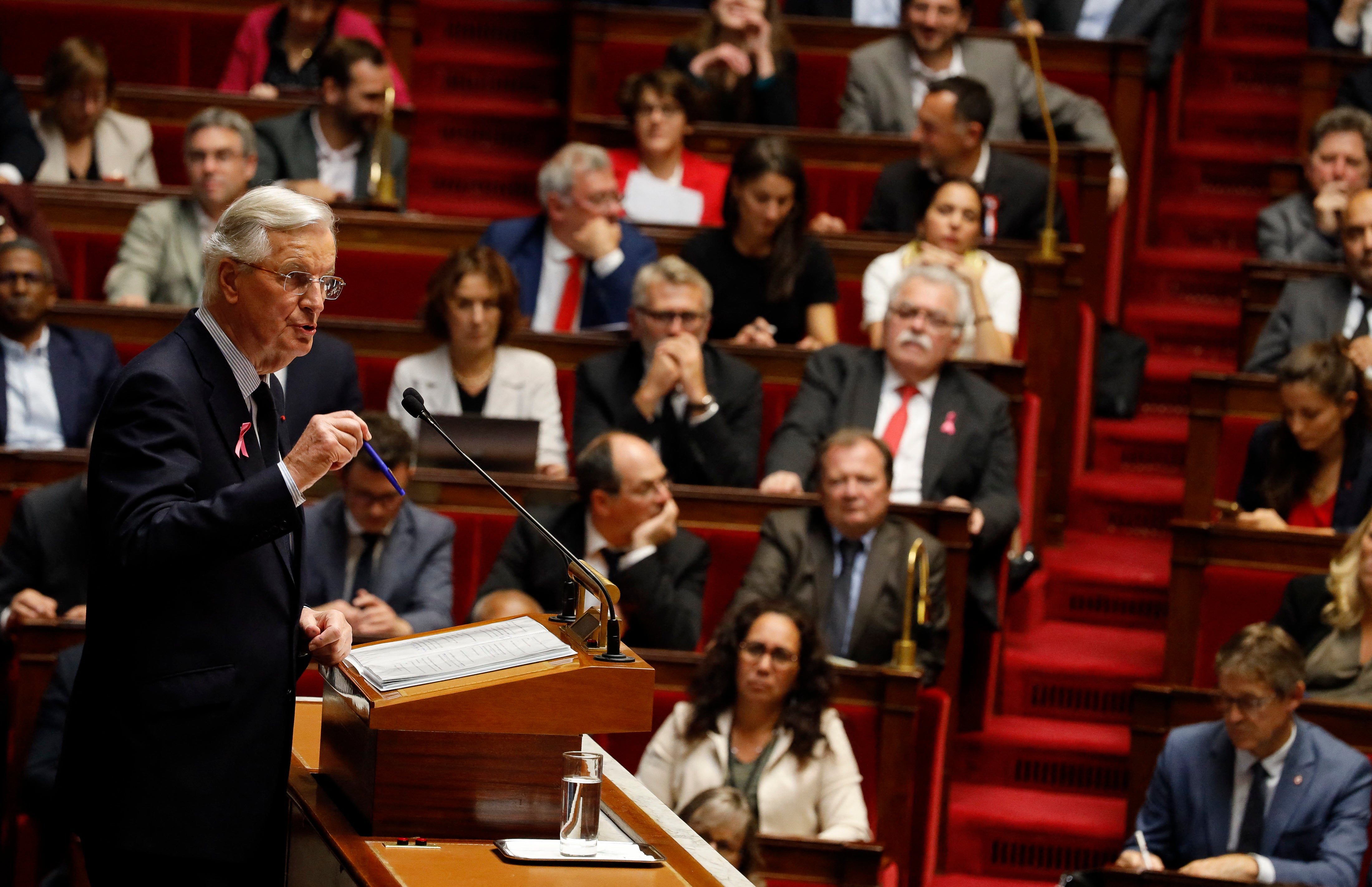 Le Premier ministre français Michel Barnier prononce sa déclaration de politique générale devant l'Assemblée nationale française à Paris, France, le 1er octobre 2024. 