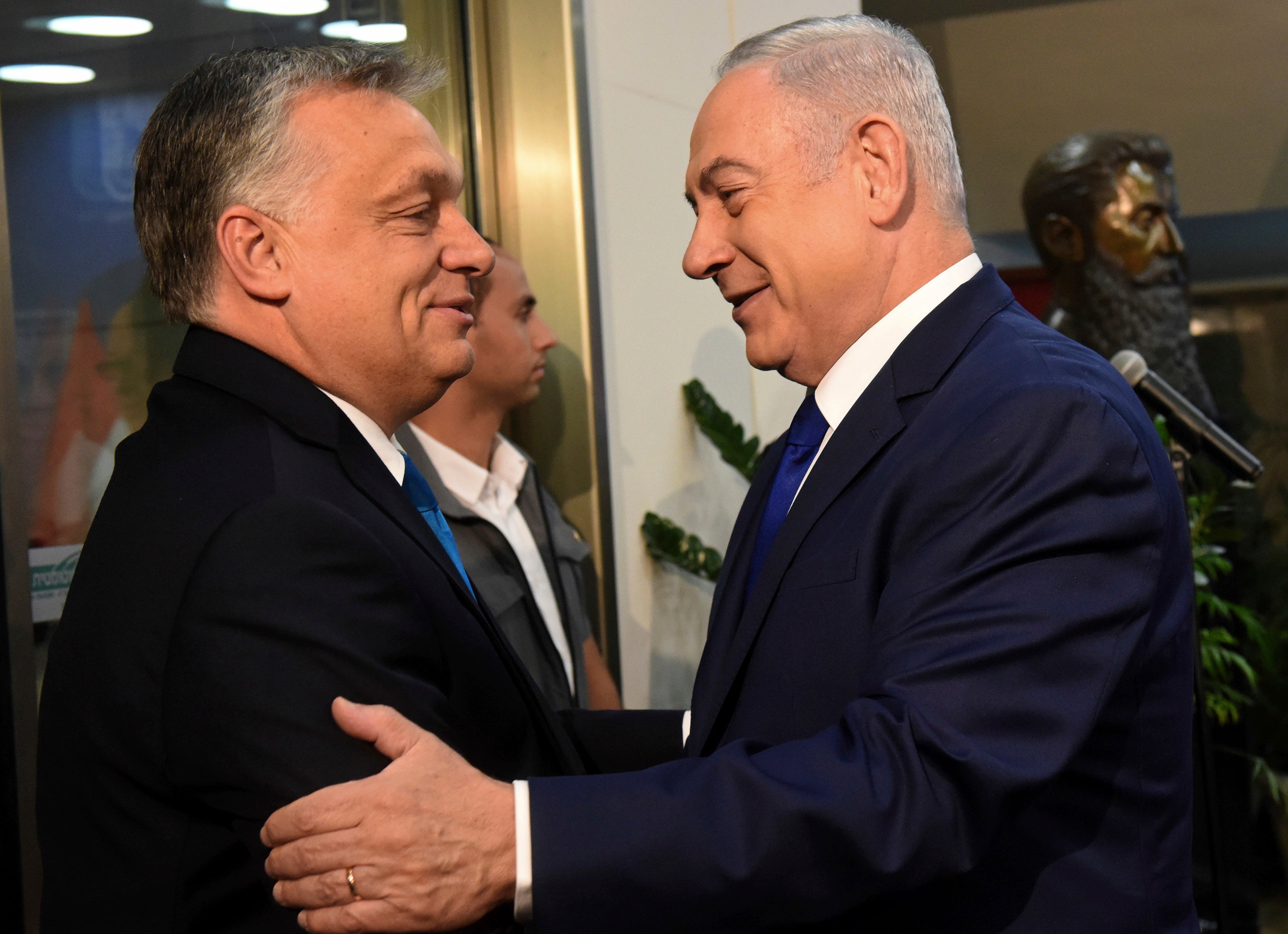 Hungarian Prime Minister Viktor Orban, left, is welcomed by Israeli Prime Minister Benjamin Netanyahu in Jerusalem, July 19, 2018. 