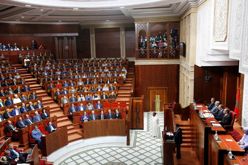 Le Premier ministre marocain Saad Eddine el-Othmani prononce son premier discours au sujet du programme du gouvernement au Parlement à Rabat, le 19 avril 2017.