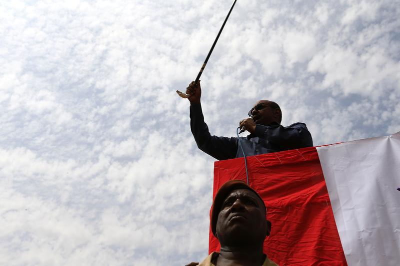 Sudan’s President Omar al-Bashir addresses supporters during his visit to the war-torn Darfur region, in Bilal, Darfur, Sudan September 22, 2017. 