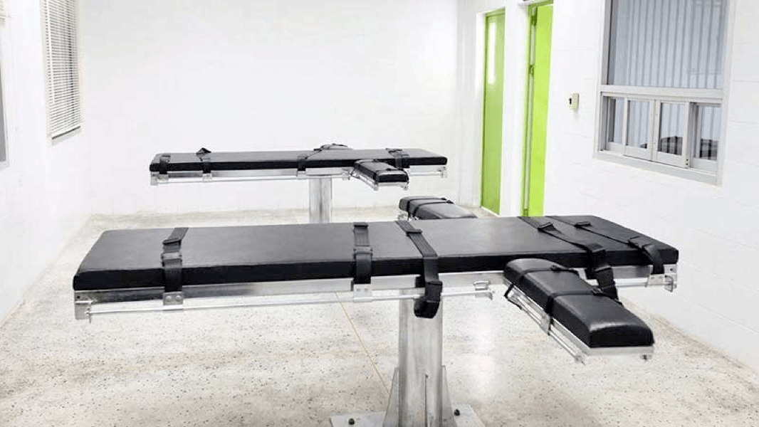 Thai authorities executed a 26-year-old man by lethal injection on June 18, 2018, the country’s first execution since August 2009. 