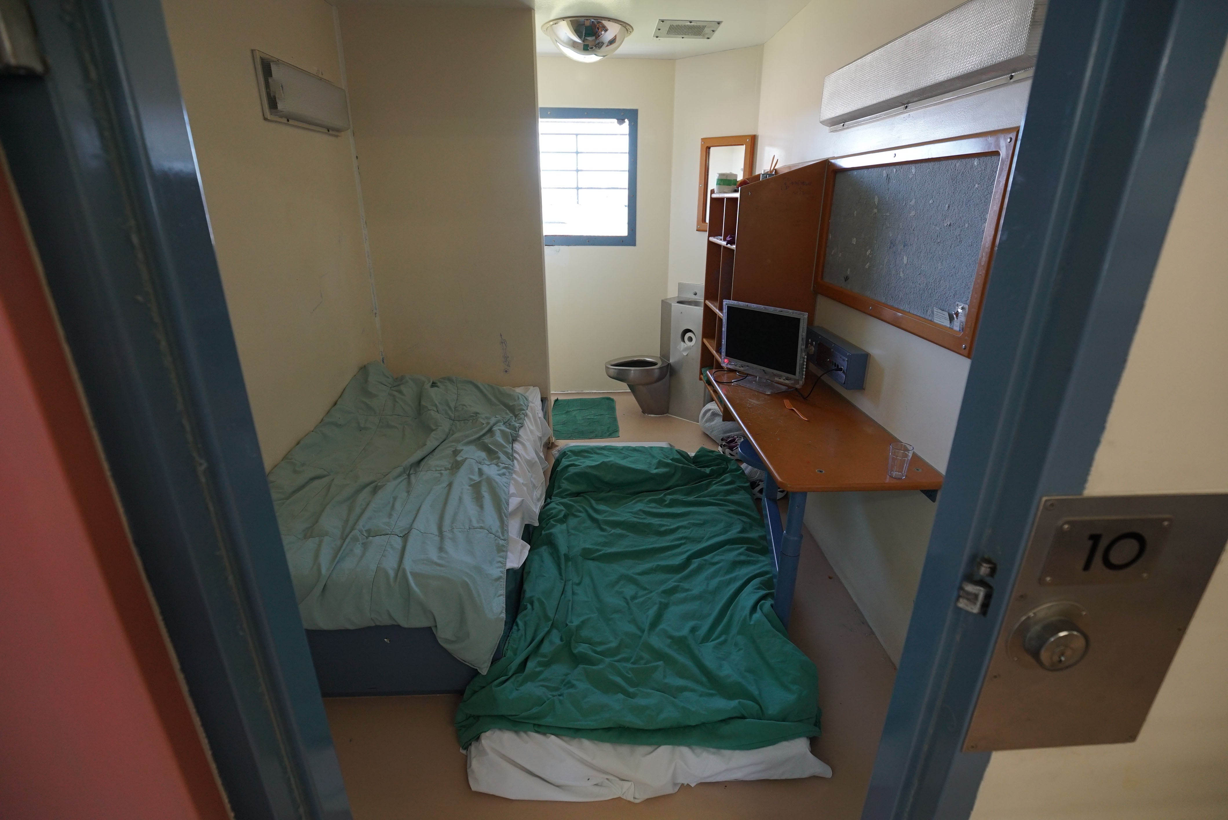 202004australia_prison cell