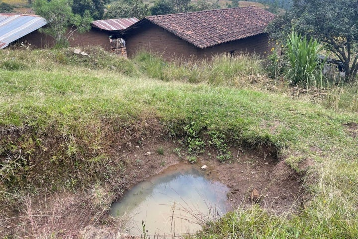 Unprotected well in Aldea Chuiaj, Santa María Chiquimula, Totonicapán department. 