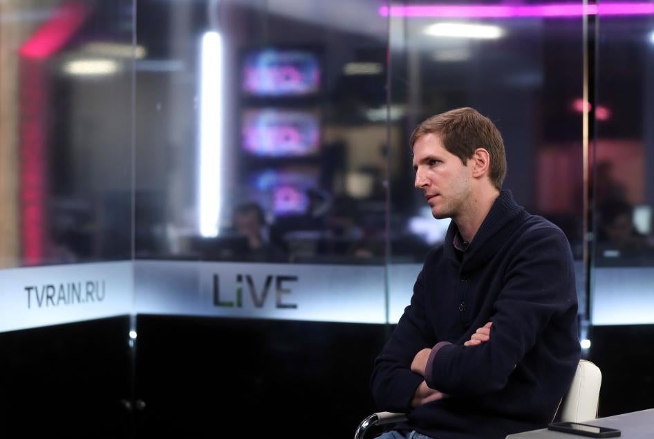 Tikhon Dzyadko, editor-in-chief of TV-Rain, at their newsroom in Moscow