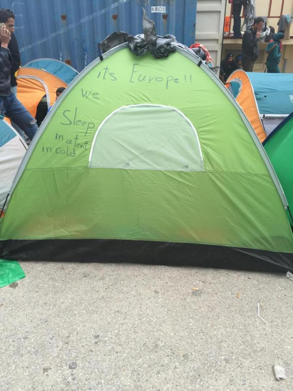 2016-03-greece-eca-refugees-1-Greek