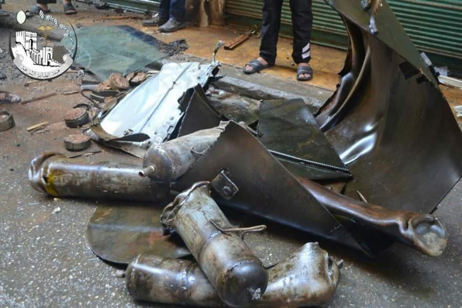 Remnants from a barrel bomb containing chemicals that struck Aleppo city on September 6, 2016. © 2016 Forensic Medical Services in Aleppo