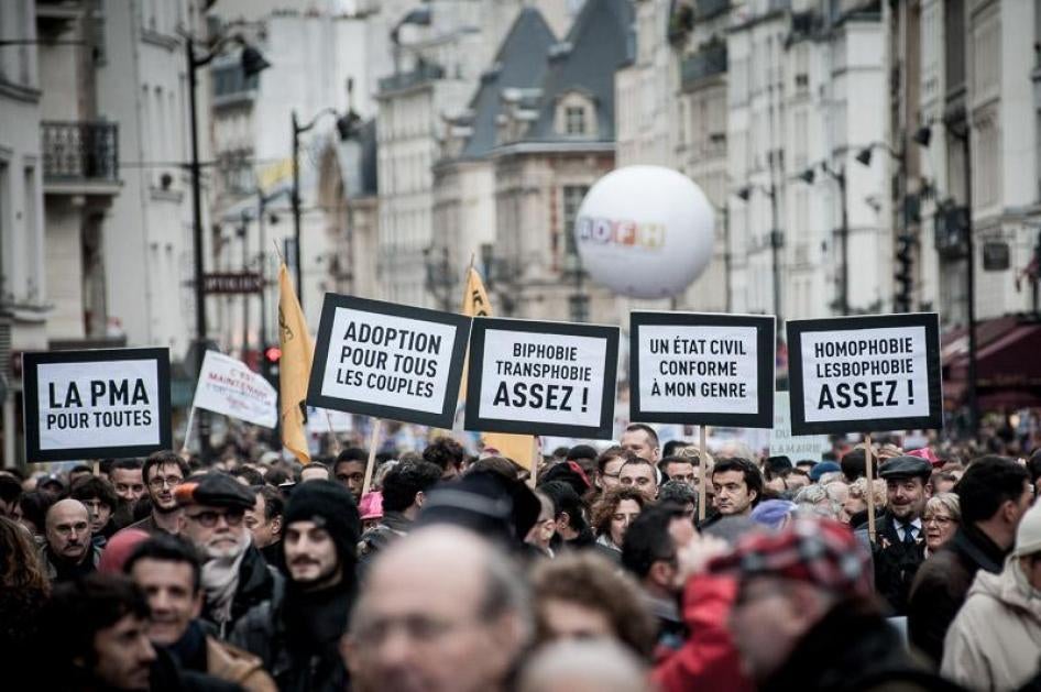 Demonstration in support of same-sex marriage in Paris, 16 December 2012.