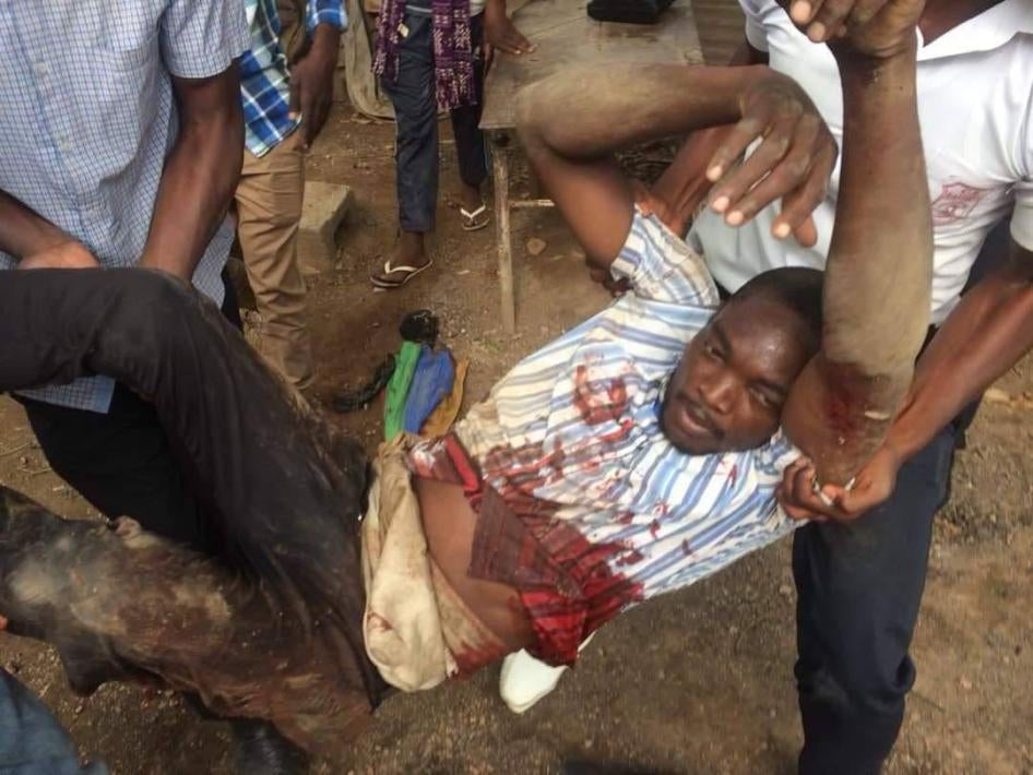 Le 11 décembre 2018, le gouvernement de la République démocratique du Congo a déployé des forces de sécurité à Lubumbashi pour bloquer la libre circulation du candidat de l’opposition à la présidence Martin Fayulu et de ses partisans, tuant au moins cinq 