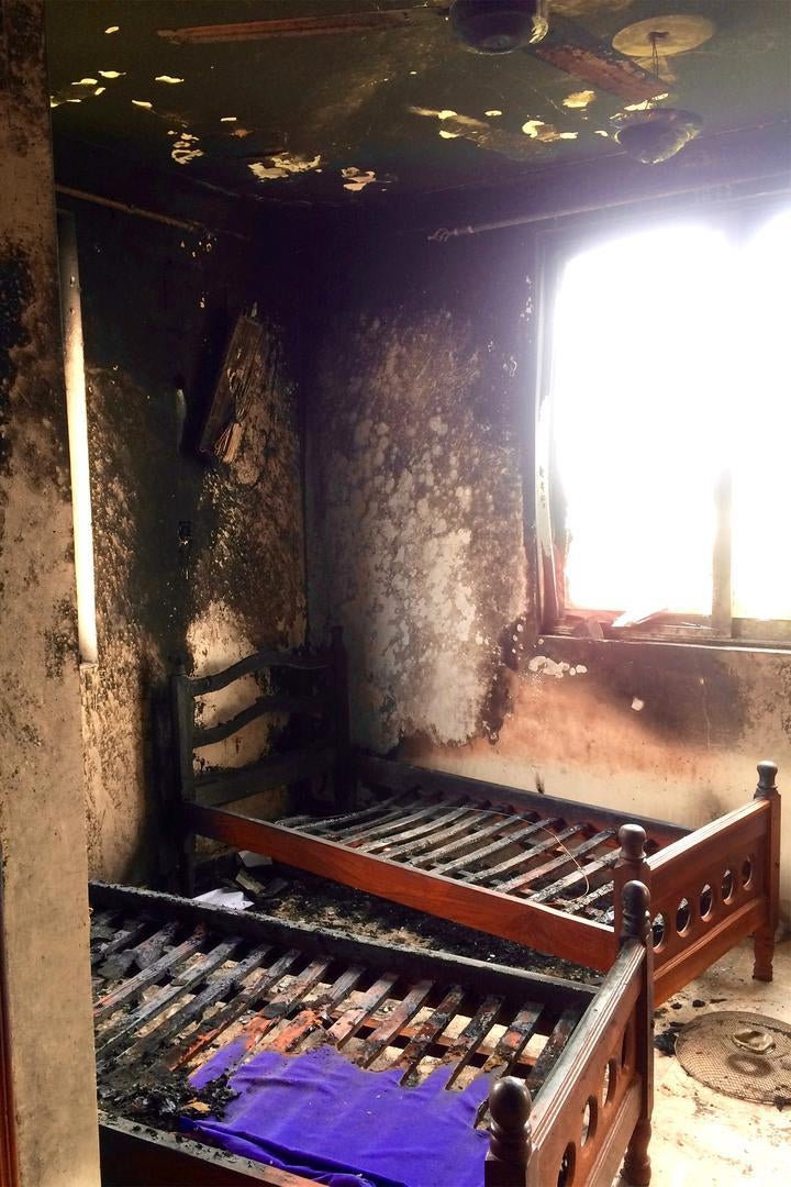 Burnt room in a house attacked by government forces in the Munuki neighborhood of Juba, South Sudan on July 10, 2016. Сгоревшая комната в доме, который подвергся нападению правительственных войск в Мунуки, Джуба, 10 июля 2016 г.
