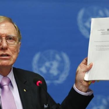 2014年2月17日联合国朝鲜人权状况调查委员会主席, 迈克尔・科比（Michael Kirby）在联合国日内瓦为调查报告发布记者会。