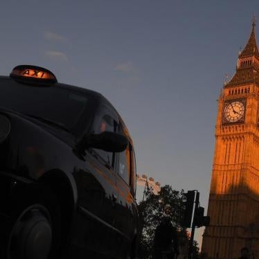 A London black cab taxi drives past Big Ben and the Houses of Parliament in late afternoon sunlight in London, Britain, November 10, 2016. 